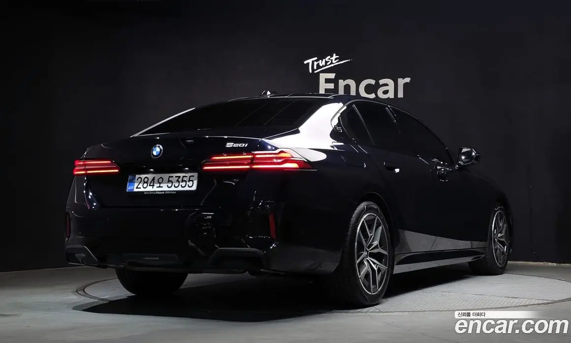 BMW 5 серия 2025 2.0 автомат (гидро), фото 2 BMW 5 серия 2025 2.0 автомат (гидро), фото 2