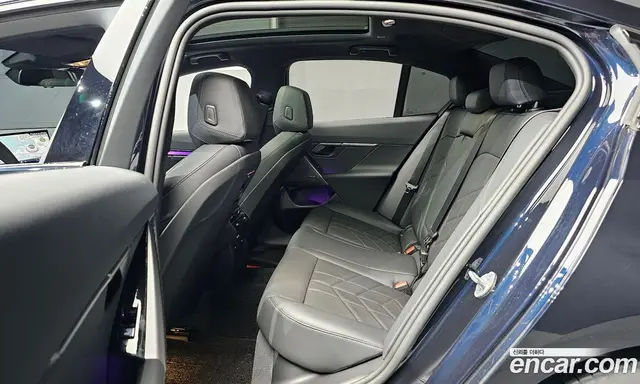 BMW 5 серия 2025 2.0 автомат (гидро), миниатюра 12