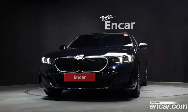 BMW 5 серия 2025 2.0 автомат (гидро), миниатюра 3 BMW 5 серия 2025 2.0 автомат (гидро), миниатюра 3