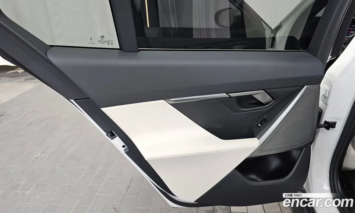 BMW 5 серия 2025 2.0 автомат (гидро), фото 15 BMW 5 серия 2025 2.0 автомат (гидро), фото 15