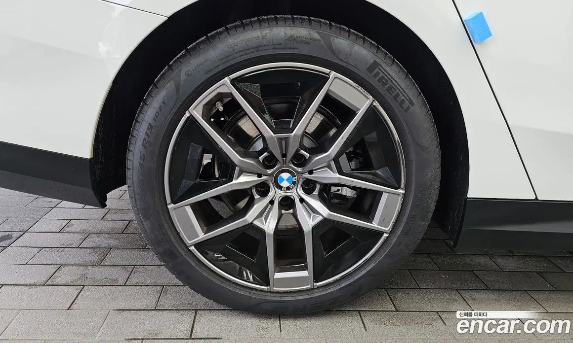 BMW 5 серия 2025 2.0 автомат (гидро), фото 5 BMW 5 серия 2025 2.0 автомат (гидро), фото 5