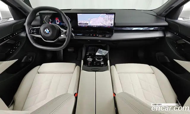 BMW 5 серия 2025 2.0 автомат (гидро), миниатюра 10 BMW 5 серия 2025 2.0 автомат (гидро), миниатюра 10