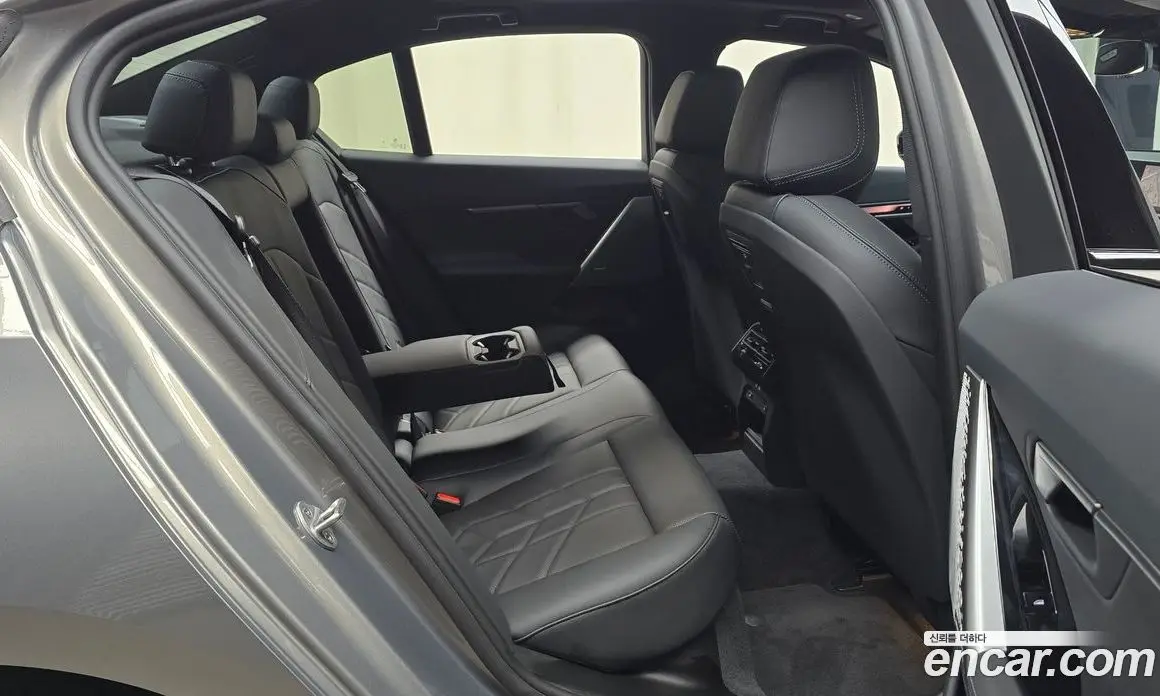 BMW 5 серия 2026 2.0 автомат (гидро), фото 16 BMW 5 серия 2026 2.0 автомат (гидро), фото 16