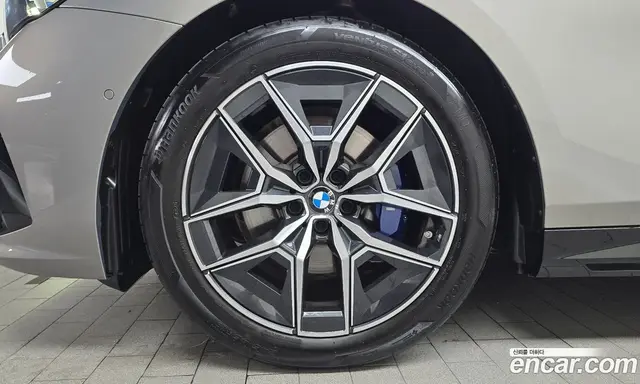 BMW 5 серия 2026 2.0 автомат (гидро), миниатюра 4 BMW 5 серия 2026 2.0 автомат (гидро), миниатюра 4