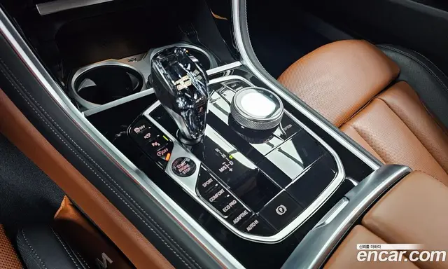BMW 8 серия 2024 4.4 автомат (гидро), миниатюра 12