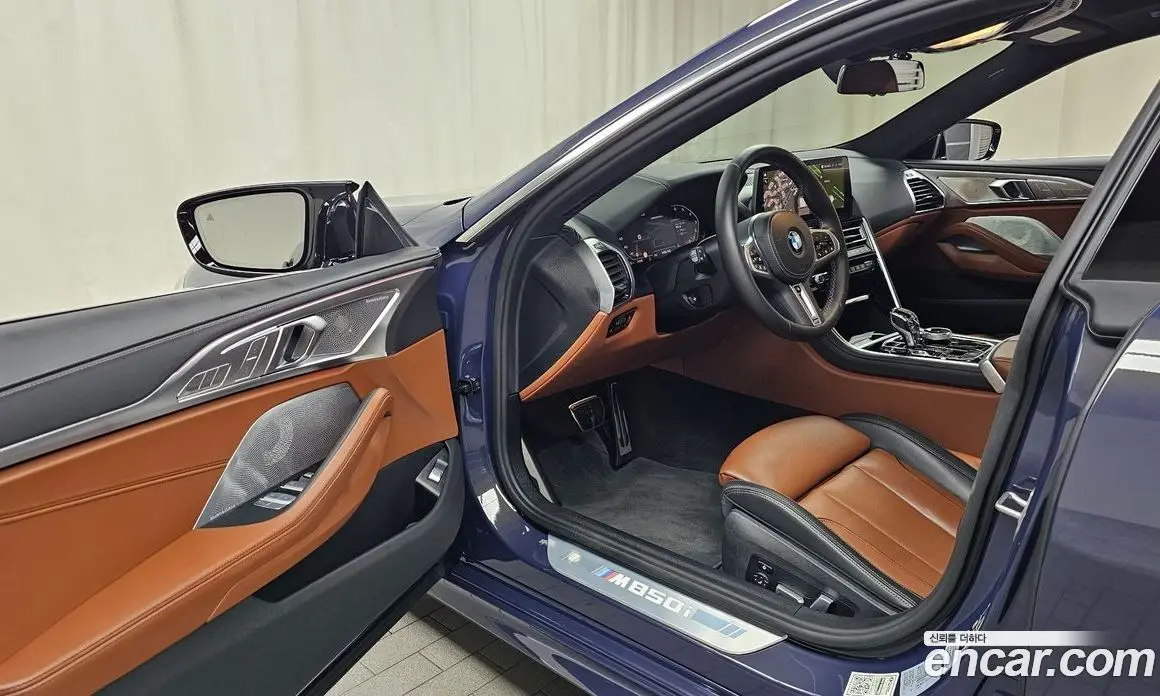 BMW 8 серия 2024 4.4 автомат (гидро), фото 13