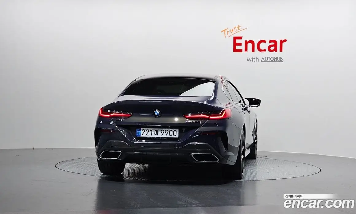 BMW 8 серия 2024 4.4 автомат (гидро), фото 4