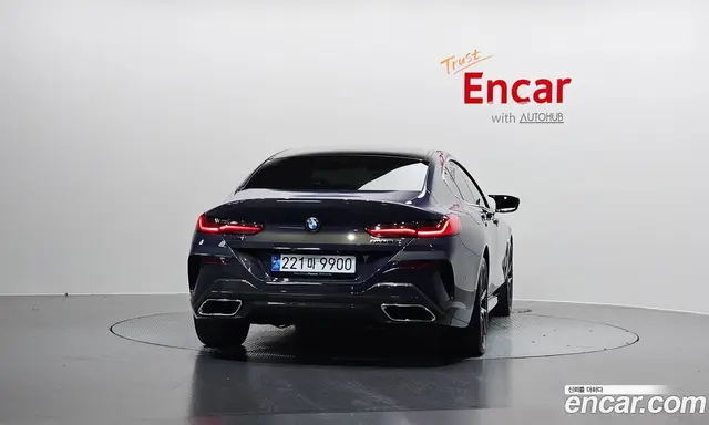 BMW 8 серия 2024 4.4 автомат (гидро), миниатюра 4