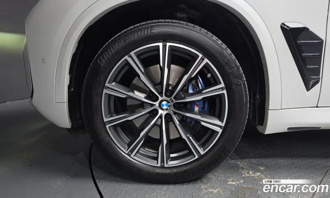 BMW X5 2024 3.0 автомат (гидро), фото 4