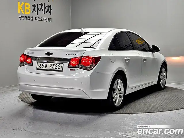 Chevrolet Cruze 2014 1.4 автомат (гидро), миниатюра 5 Chevrolet Cruze 2014 1.4 автомат (гидро), миниатюра 5