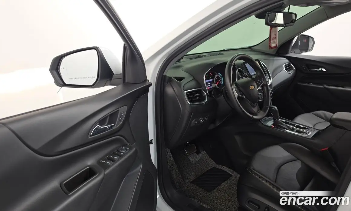 Chevrolet Equinox 2020 1.6 автомат (гидро), фото 13 Chevrolet Equinox 2020 1.6 автомат (гидро), фото 13