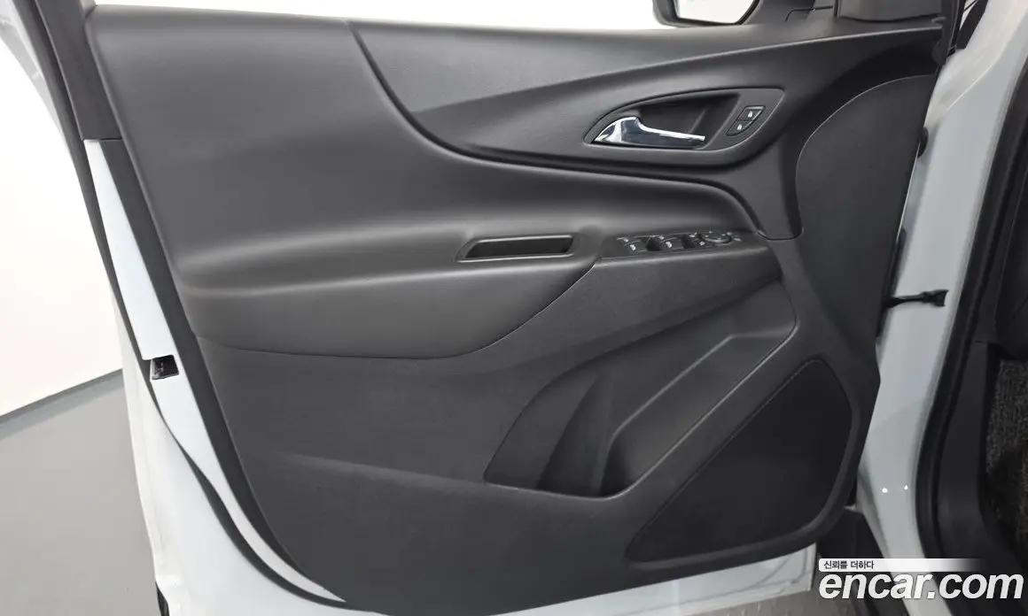 Chevrolet Equinox 2020 1.6 автомат (гидро), фото 14 Chevrolet Equinox 2020 1.6 автомат (гидро), фото 14