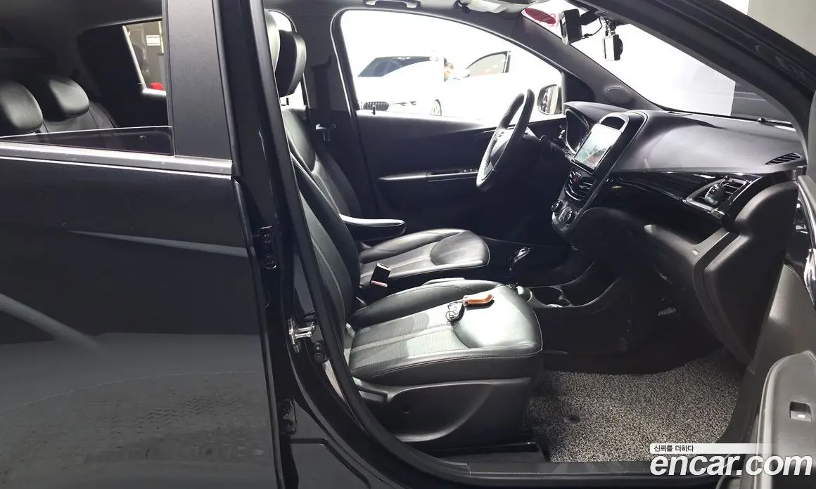 Chevrolet Spark 2018 1.0 автомат (гидро), фото 16 Chevrolet Spark 2018 1.0 автомат (гидро), фото 16