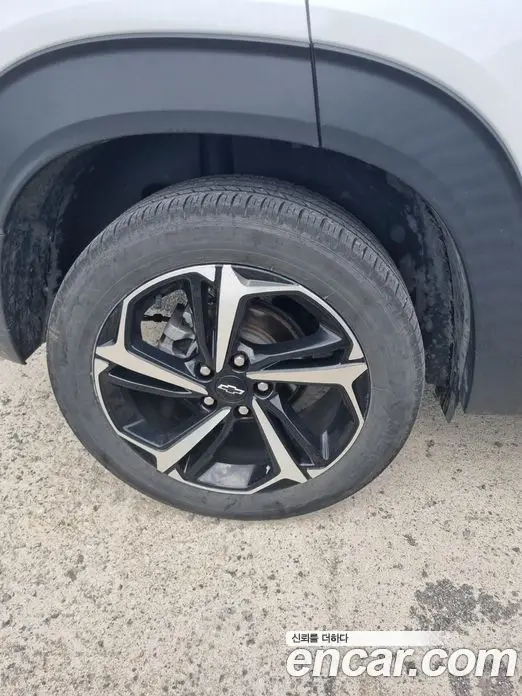Chevrolet TrailBlazer 2022 1.3 автомат (гидро), фото 4