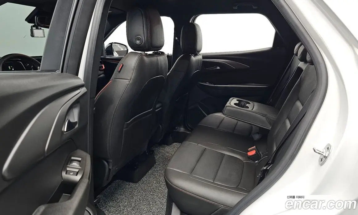 Chevrolet TrailBlazer 2023 1.3 автомат (гидро), фото 15 Chevrolet TrailBlazer 2023 1.3 автомат (гидро), фото 15