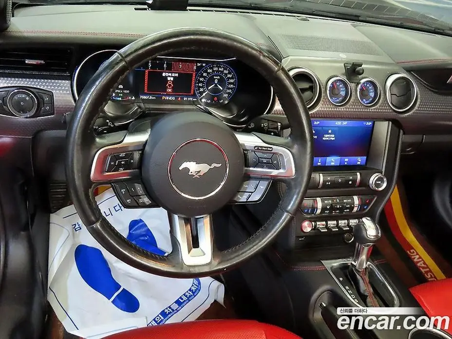 Ford Mustang 2019 2.3 автомат (гидро), фото 13 Ford Mustang 2019 2.3 автомат (гидро), фото 13