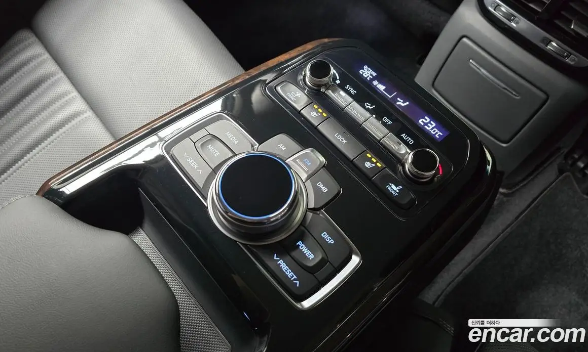 Genesis EQ900 2017 3.3 автомат (гидро), фото 19