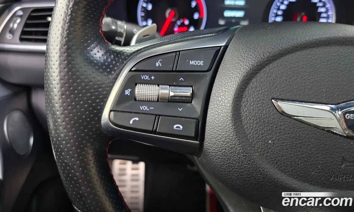 Genesis G70 2018 2.0 автомат (гидро), фото 32 Genesis G70 2018 2.0 автомат (гидро), фото 32