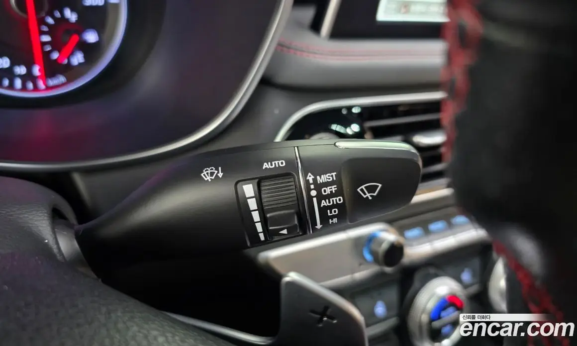 Genesis G70 2018 2.0 автомат (гидро), фото 37 Genesis G70 2018 2.0 автомат (гидро), фото 37