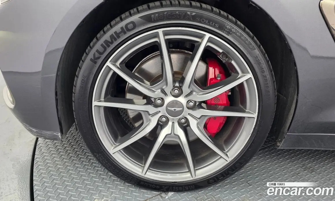 Genesis G70 2018 2.0 автомат (гидро), фото 5 Genesis G70 2018 2.0 автомат (гидро), фото 5