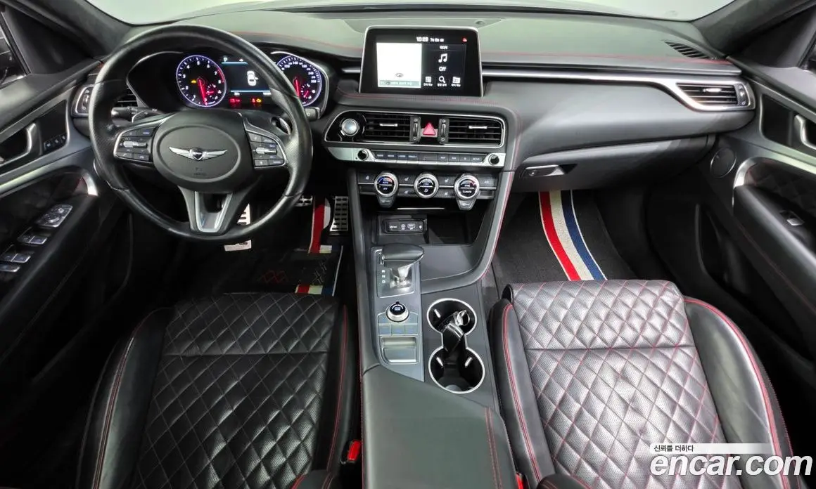 Genesis G70 2018 2.0 автомат (гидро), фото 10 Genesis G70 2018 2.0 автомат (гидро), фото 10