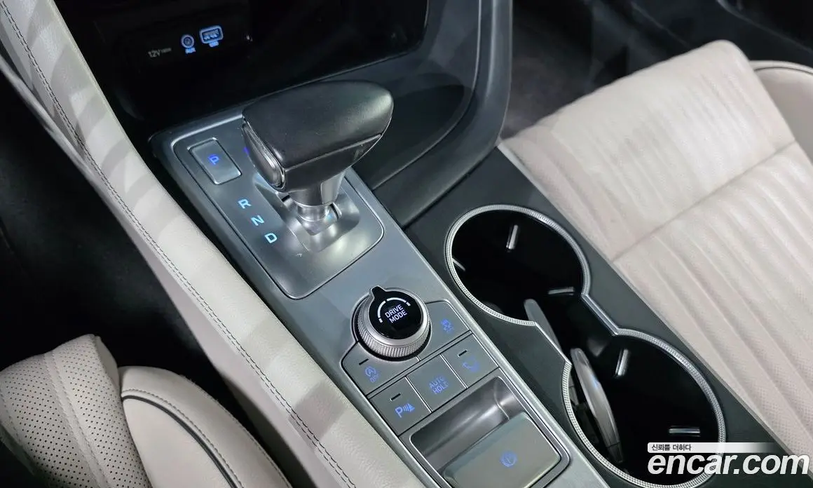 Genesis G70 2019 2.0 автомат (гидро), фото 9 Genesis G70 2019 2.0 автомат (гидро), фото 9