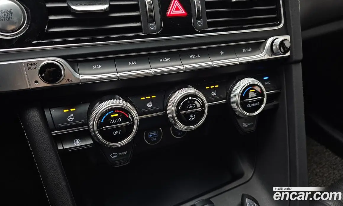 Genesis G70 2021 2.0 автомат (гидро), фото 27 Genesis G70 2021 2.0 автомат (гидро), фото 27