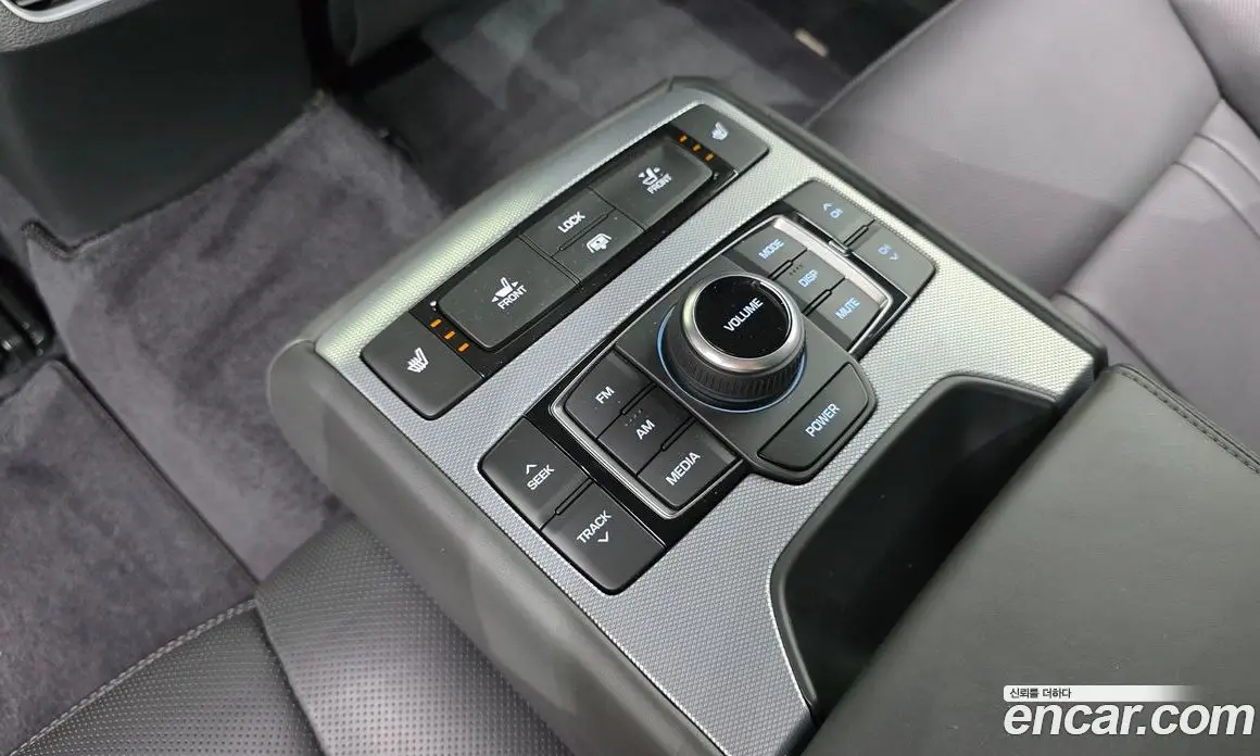 Genesis G80 2018 3.3 автомат (гидро), фото 19 Genesis G80 2018 3.3 автомат (гидро), фото 19