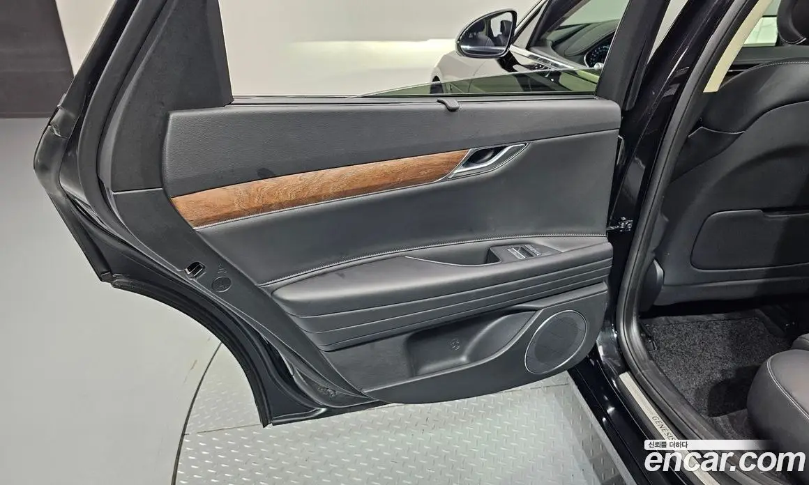 Genesis G80 2023 3.5 автомат (гидро), фото 15 Genesis G80 2023 3.5 автомат (гидро), фото 15