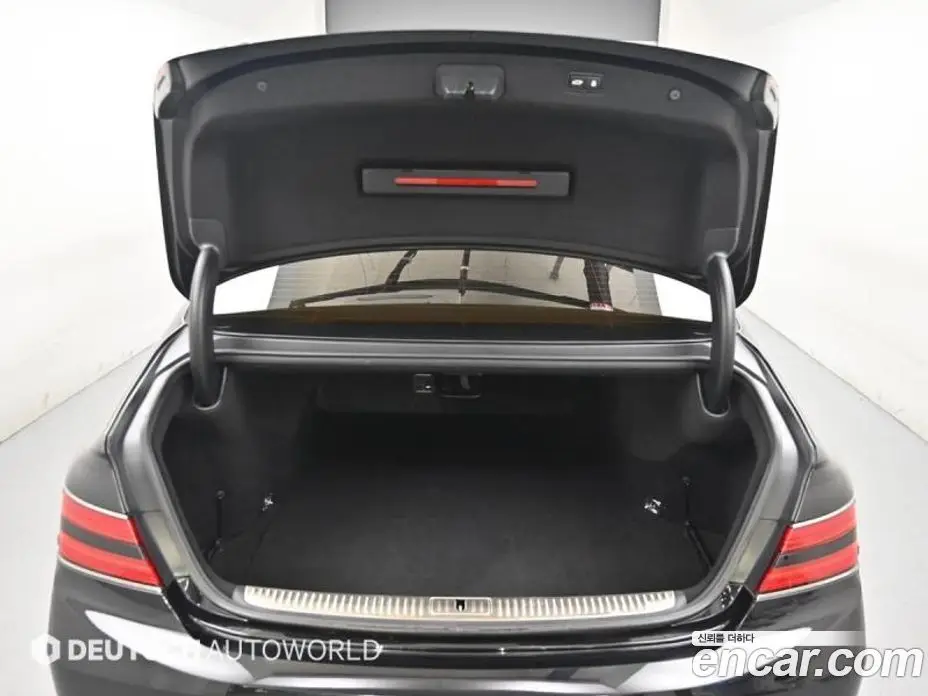 Genesis G90 2019 5.0 автомат (гидро), фото 19 Genesis G90 2019 5.0 автомат (гидро), фото 19