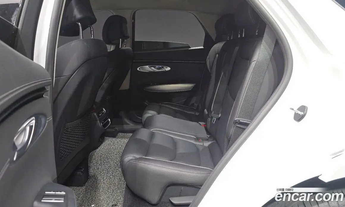 Genesis GV70 2021 2.5 автомат (гидро), фото 18 Genesis GV70 2021 2.5 автомат (гидро), фото 18