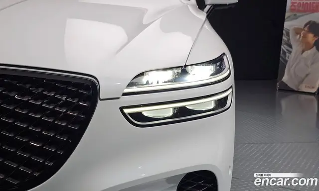 Genesis GV70 2021 2.5 автомат (гидро), миниатюра 8 Genesis GV70 2021 2.5 автомат (гидро), миниатюра 8