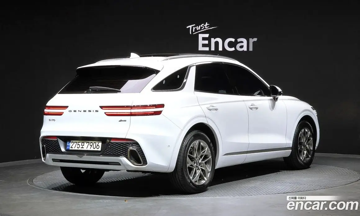 Genesis GV70 2021 2.5 автомат (гидро), фото 2 Genesis GV70 2021 2.5 автомат (гидро), фото 2
