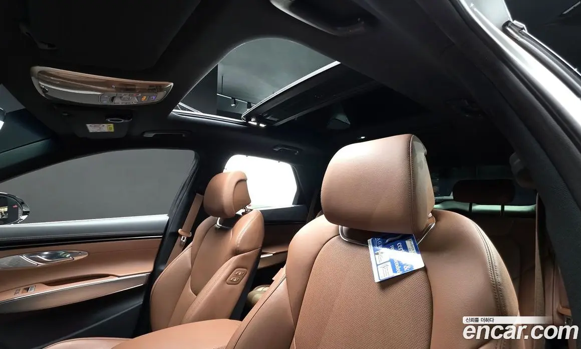 Genesis GV70 2021 2.5 автомат (гидро), фото 24 Genesis GV70 2021 2.5 автомат (гидро), фото 24