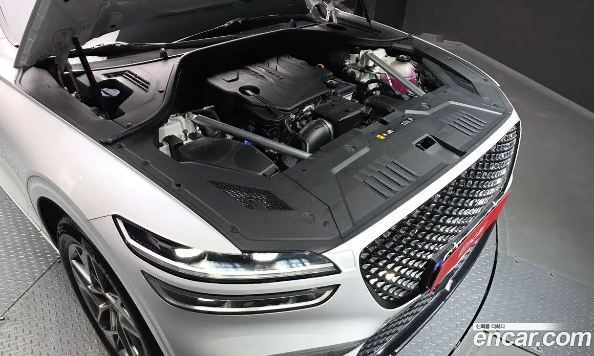 Genesis GV70 2021 2.5 автомат (гидро), фото 6 Genesis GV70 2021 2.5 автомат (гидро), фото 6