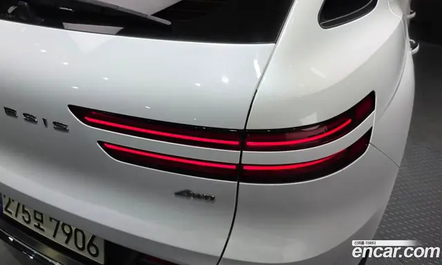 Genesis GV70 2021 2.5 автомат (гидро), миниатюра 9 Genesis GV70 2021 2.5 автомат (гидро), миниатюра 9