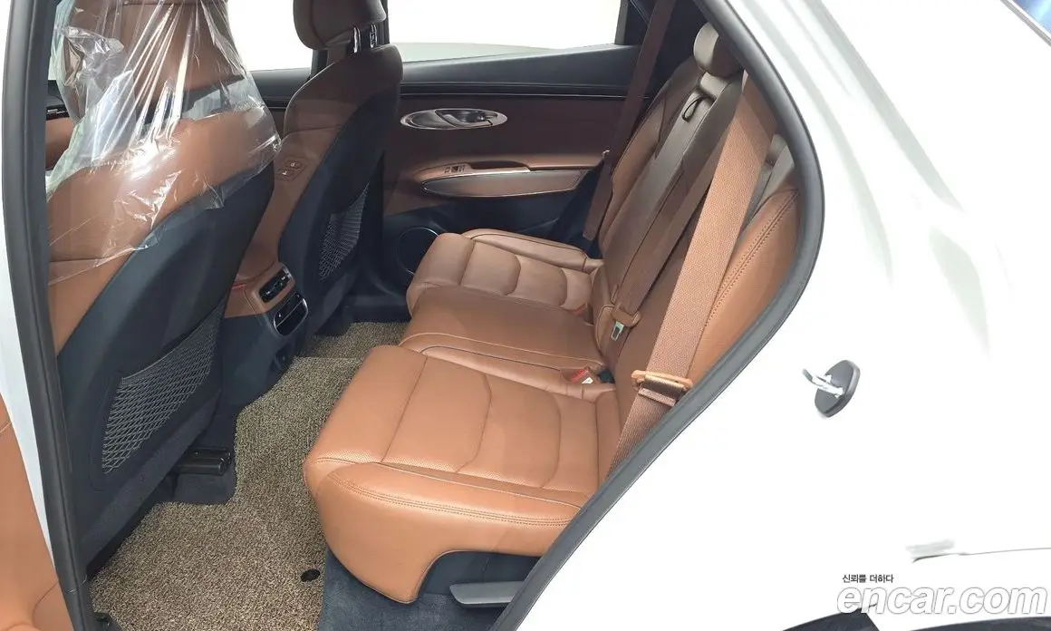 Genesis GV70 2023 2.5 автомат (гидро), фото 16 Genesis GV70 2023 2.5 автомат (гидро), фото 16