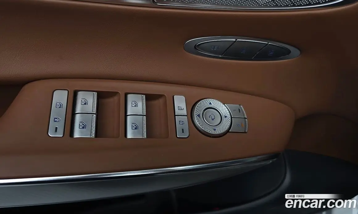 Genesis GV70 2023 2.5 автомат (гидро), фото 26 Genesis GV70 2023 2.5 автомат (гидро), фото 26