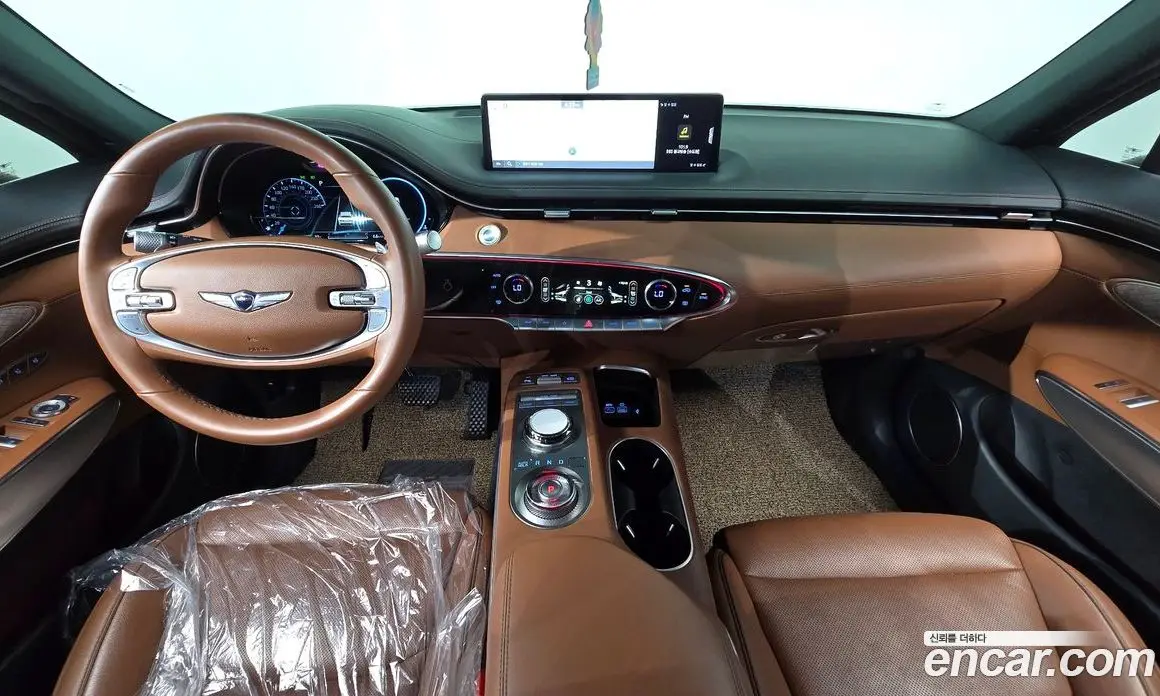 Genesis GV70 2023 2.5 автомат (гидро), фото 9 Genesis GV70 2023 2.5 автомат (гидро), фото 9