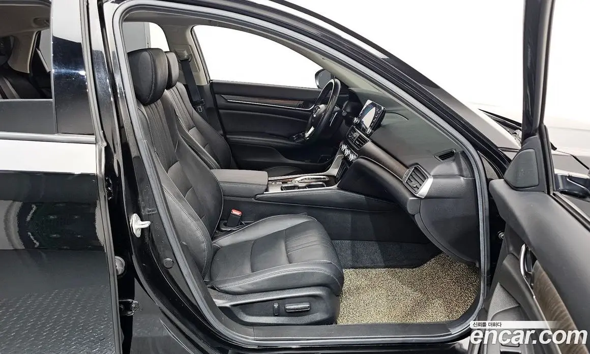 Honda Accord 2021 2.0 автомат (гидро), фото 16 Honda Accord 2021 2.0 автомат (гидро), фото 16