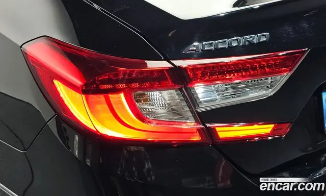 Honda Accord 2021 2.0 автомат (гидро), миниатюра 9 Honda Accord 2021 2.0 автомат (гидро), миниатюра 9