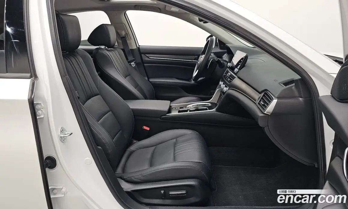 Honda Accord 2022 2.0 автомат (гидро), фото 16 Honda Accord 2022 2.0 автомат (гидро), фото 16