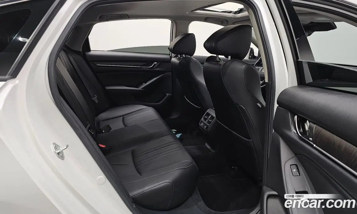 Honda Accord 2022 2.0 автомат (гидро), фото 17 Honda Accord 2022 2.0 автомат (гидро), фото 17