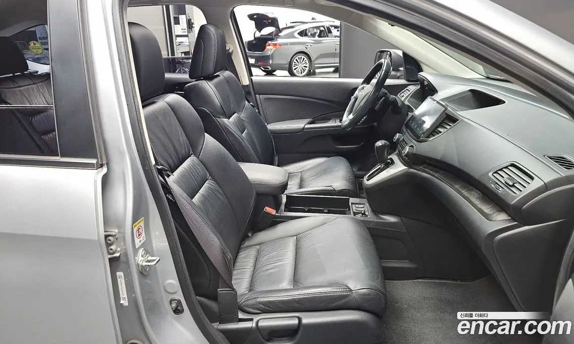 Honda CR-V 2014 2.4 автомат (гидро), фото 10 Honda CR-V 2014 2.4 автомат (гидро), фото 10