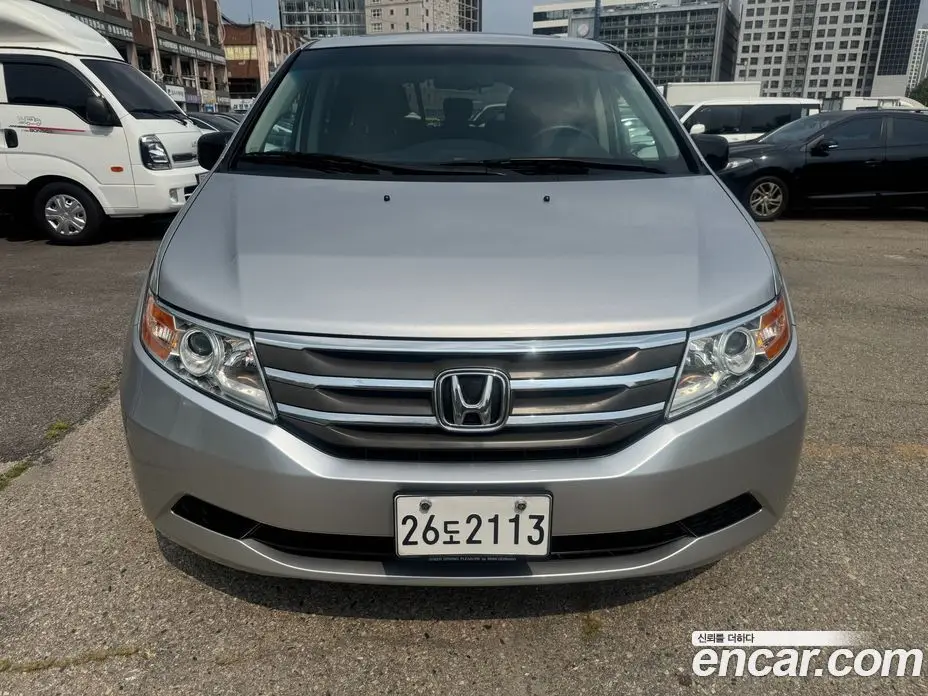 Honda Odyssey 2013 3.5 автомат (гидро), фото 2 Honda Odyssey 2013 3.5 автомат (гидро), фото 2