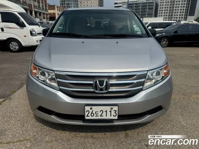Honda Odyssey 2013 3.5 автомат (гидро), миниатюра 2 Honda Odyssey 2013 3.5 автомат (гидро), миниатюра 2