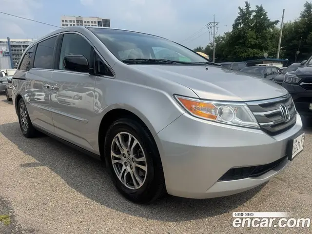 Honda Odyssey 2013 3.5 автомат (гидро), миниатюра 3 Honda Odyssey 2013 3.5 автомат (гидро), миниатюра 3