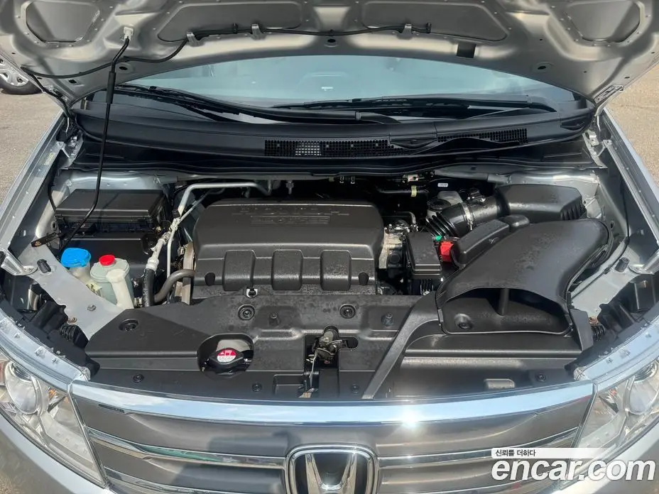 Honda Odyssey 2013 3.5 автомат (гидро), фото 7 Honda Odyssey 2013 3.5 автомат (гидро), фото 7