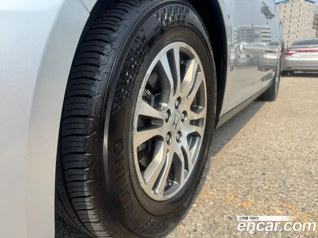 Honda Odyssey 2013 3.5 автомат (гидро), миниатюра 8 Honda Odyssey 2013 3.5 автомат (гидро), миниатюра 8