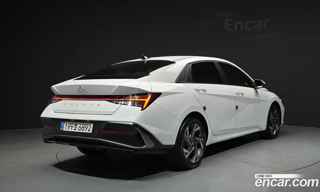 Hyundai Avante 2025 1.6 автомат (гидро), миниатюра 2